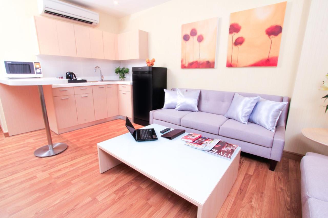 Petals Inn Бангкок Экстерьер фото